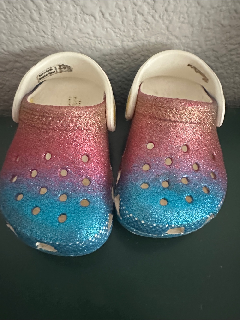CROCS Kids Glitter Ombre Clogs - Pink & Blue